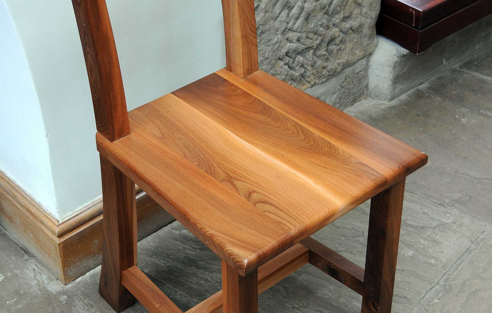 Simple Elm Chair